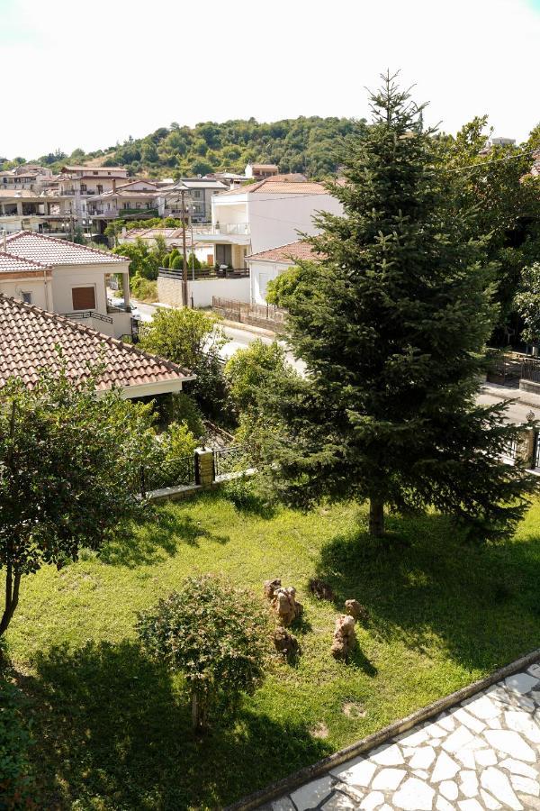 Grand View Suites Meteora Калампака Экстерьер фото