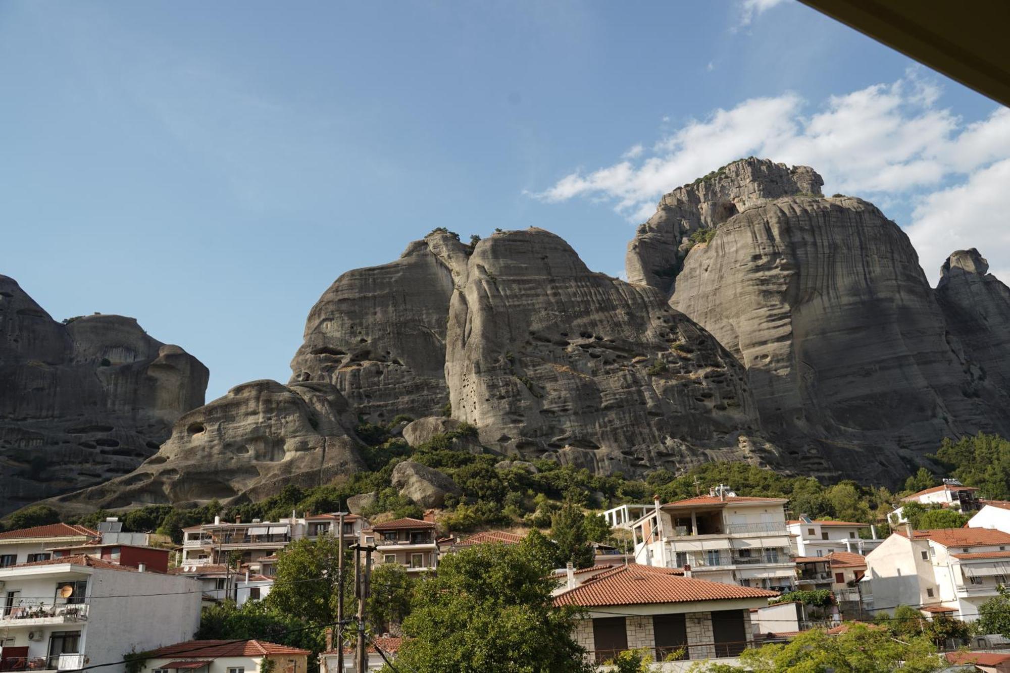 Grand View Suites Meteora Калампака Экстерьер фото